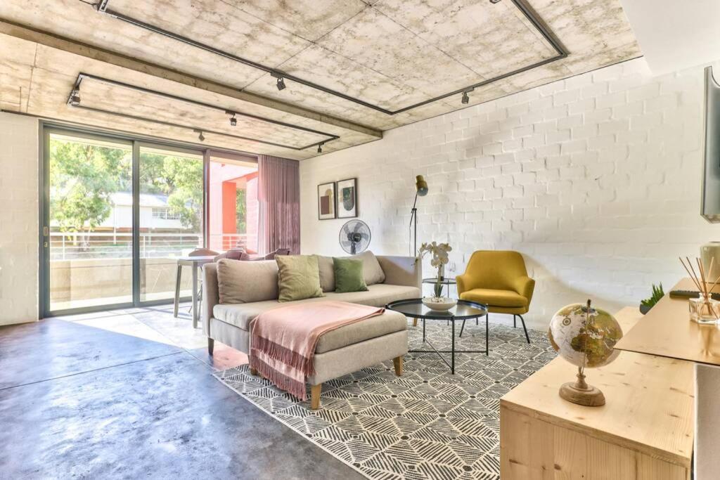Apartment 8th Floor, Modern, Trendy Studio In New Development